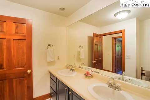 205 Glendale Dr, Boone, NC 28607 photo 31