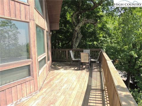 107 Buckeye Ln, Seven Devils, NC 28604 photo 13