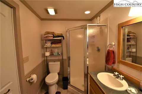 825 Bear Run Rd, Lansing, NC 28643 photo 23