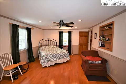 825 Bear Run Rd, Lansing, NC 28643 photo 21