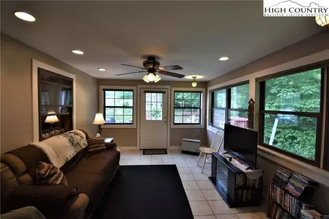 825 Bear Run Rd, Lansing, NC 28643 photo 19