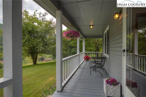325 Willard Johnson Rd, Vilas, NC 28692 photo 3