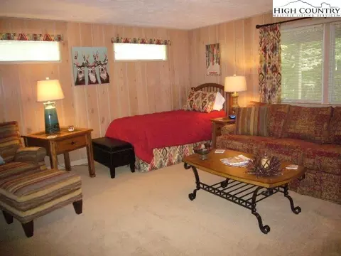 104 Skiway Cir, Beech Mountain, NC 28604 photo 15