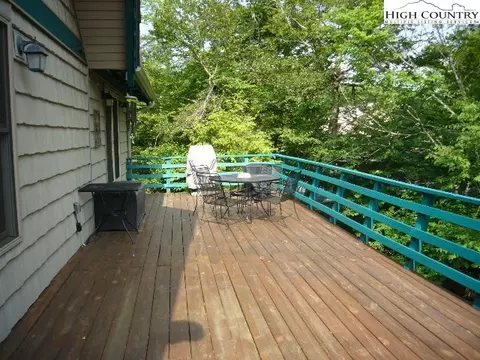 104 Skiway Cir, Beech Mountain, NC 28604 photo 18
