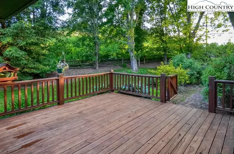 219 Joe Greer Rd, Deep Gap, NC 28618 photo 15