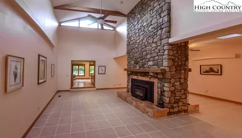 219 Joe Greer Rd, Deep Gap, NC 28618 photo 9
