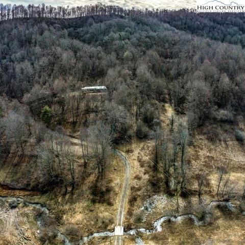 2333 Roundabout Rd, Creston, NC 28615 photo 4