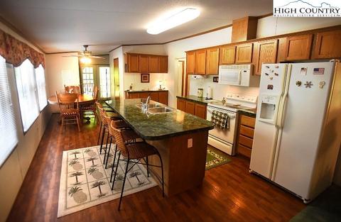 2333 Roundabout Rd, Creston, NC 28615 photo 6