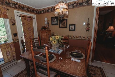 345 Will Perry Rd, Vilas, NC 28692 photo 10