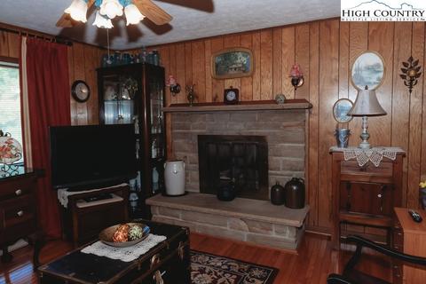 345 Will Perry Rd, Vilas, NC 28692 photo 13
