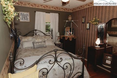 345 Will Perry Rd, Vilas, NC 28692 photo 16