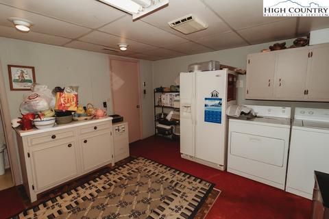 345 Will Perry Rd, Vilas, NC 28692 photo 21