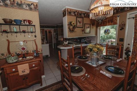 345 Will Perry Rd, Vilas, NC 28692 photo 11