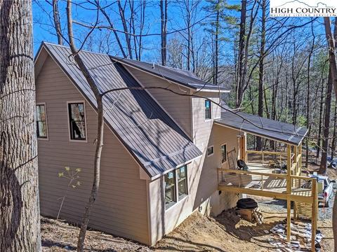 268 Trout Lake Rd, Deep Gap, NC 28618 photo 3
