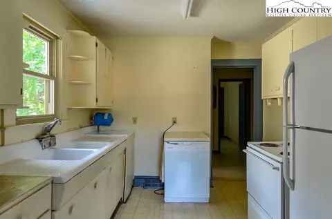 244 Faculty St, Boone, NC 28607 photo 5