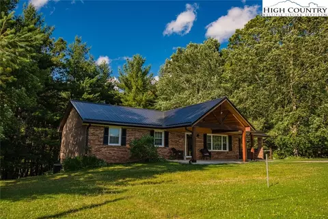341 Oakview Dr, Jefferson, NC 28640 photo 3