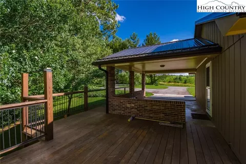 341 Oakview Dr, Jefferson, NC 28640 photo 7