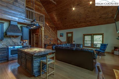 197 Kyles Path, Vilas, NC 28692 photo 11