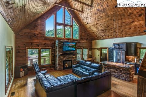197 Kyles Path, Vilas, NC 28692 photo 1