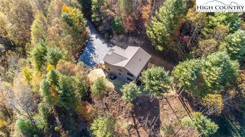 444 W Point Dr, Vilas, NC 28692 photo 5