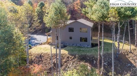 444 W Point Dr, Vilas, NC 28692 photo 4