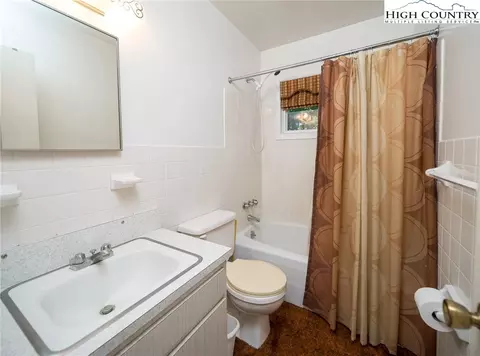 Undisclosed, Spruce Pine, NC 28777 photo 11