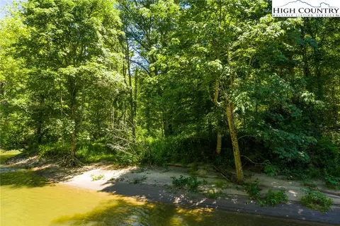 Undisclosed, Spruce Pine, NC 28777 photo 32