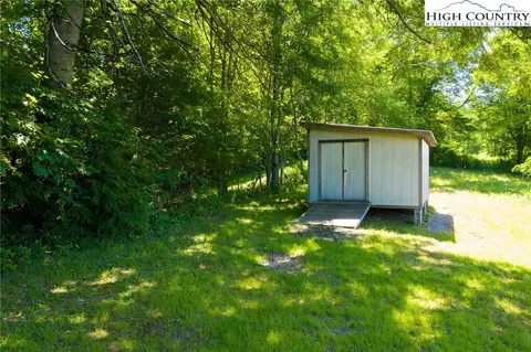 Undisclosed, Spruce Pine, NC 28777 photo 18