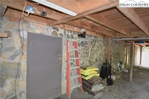 208 Quiet Pl, Todd, NC 28684 photo 21