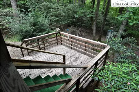208 Quiet Pl, Todd, NC 28684 photo 17