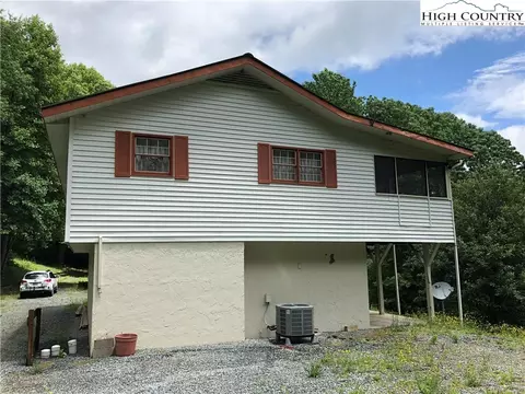2052 Longhope Rd, Todd, NC 28684 photo 3