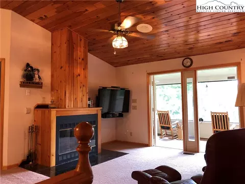 2052 Longhope Rd, Todd, NC 28684 photo 4