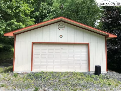 2052 Longhope Rd, Todd, NC 28684 photo 16