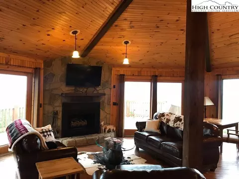 123 Skiloft Rd, Beech Mountain, NC 28604 photo 12