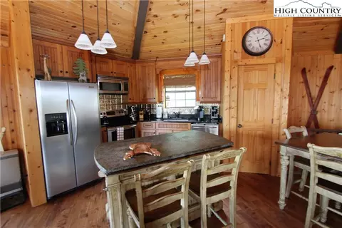 123 Skiloft Rd, Beech Mountain, NC 28604 photo 7