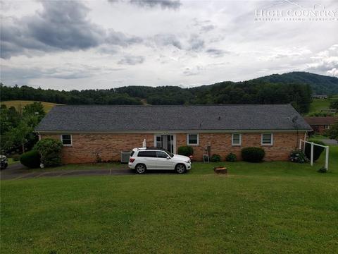 207 Pinehurst St, Independence, VA 24348 photo 18