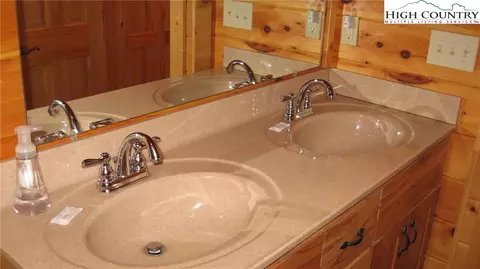 116 Cherrybrook Ln, Beech Mountain, NC 28604 photo 9