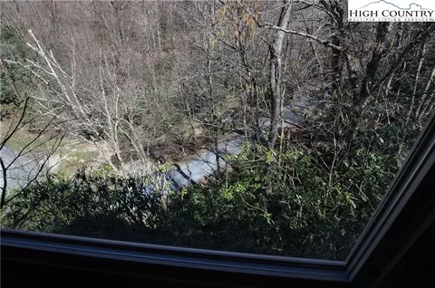 271 Greenbriar Rd, Beech Mountain, NC 28604 photo 10