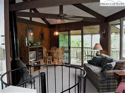 271 Greenbriar Rd, Beech Mountain, NC 28604 photo 4