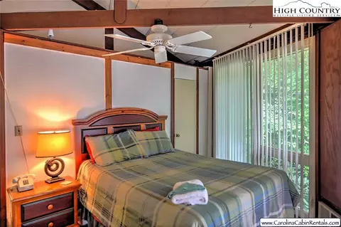 271 Greenbriar Rd, Beech Mountain, NC 28604 photo 6