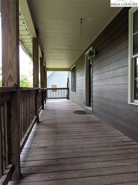 305 Pine St, Boone, NC 28607 photo 6