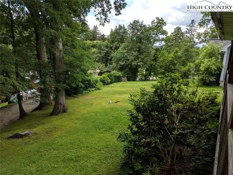 305 Pine St, Boone, NC 28607 photo 5