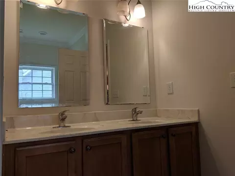 305 Pine St, Boone, NC 28607 photo 17