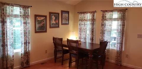 318 Crossmor Dr, Todd, NC 28684 photo 13