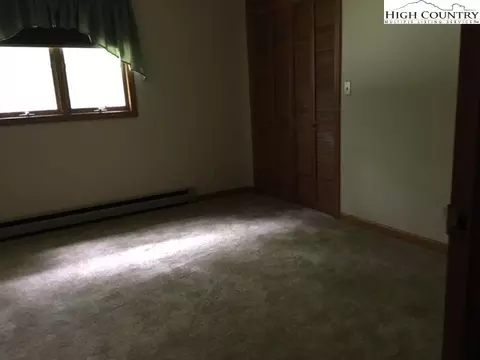 431 Oakview Dr, Jefferson, NC 28640 photo 23