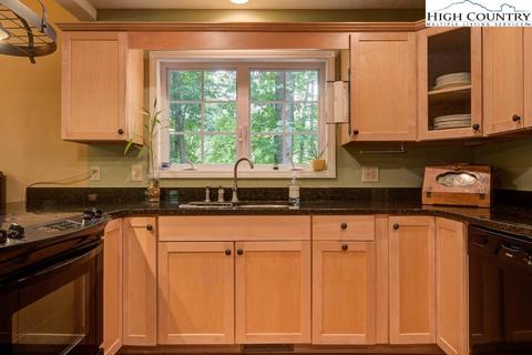 345 Roxanna, Boone, NC 28607 photo 14