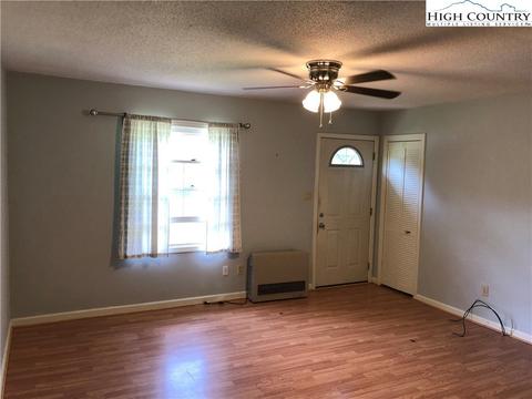 142 Watson St, Boone, NC 28607 photo 2