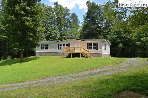 323 Wes Randall Rd, Deep Gap, NC 28618 photo 2