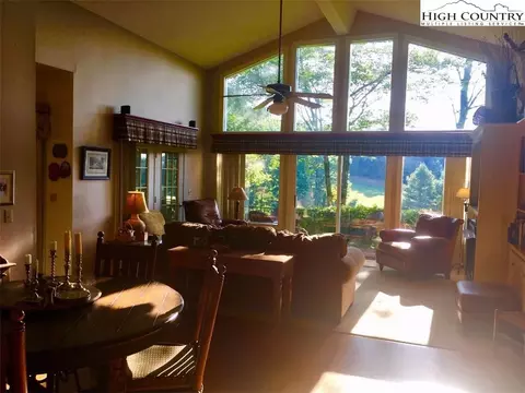 682 Olde Beau Blvd, Roaring Gap, NC 28668 photo 3