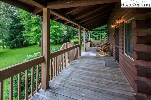 377 Candy Ln, Boone, NC 28607 photo 5